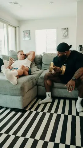 Jay Cutler Instagram post thumbnail