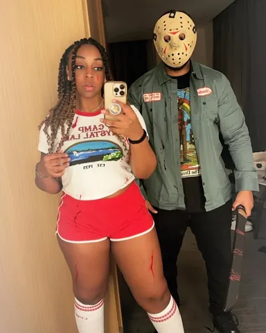 _jazzyguns Instagram post about Halloween costumes