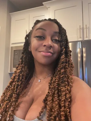 _jazzyguns Instagram post about Birthday celebration