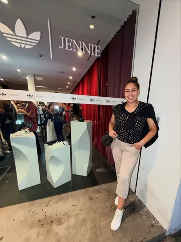 jbeautifymakeup Instagram post about Adidas and Jennie fashion collaboration