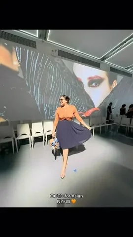 jbeautifymakeup Instagram post about Fashion Week outfit showcase