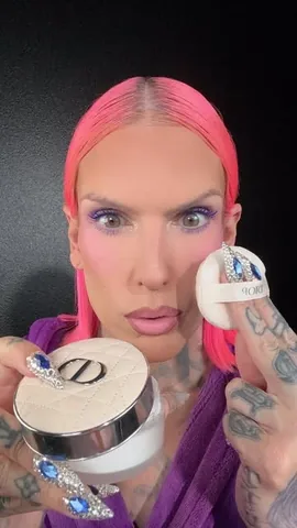 jeffreestar Instagram post about Setting powder review