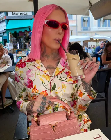 jeffreestar Instagram post about Travel