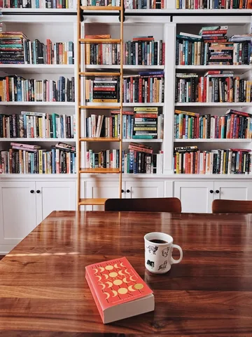 jennareadsbooks Instagram post about Book review