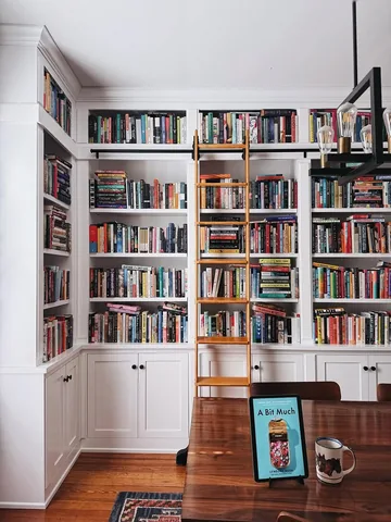 jennareadsbooks Instagram post about Poetry criticism