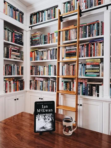 jennareadsbooks Instagram post about Book review