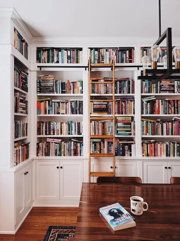 jennareadsbooks Instagram post about Book review
