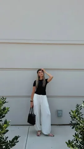 jennifernazaruk Instagram post about European travel