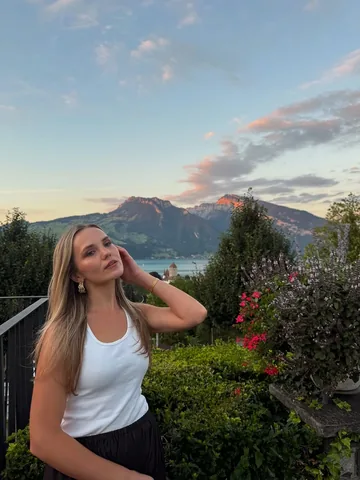 jennifernazaruk Instagram post about Family time