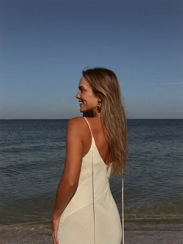 jennifernazaruk Instagram post about Beach lifestyle