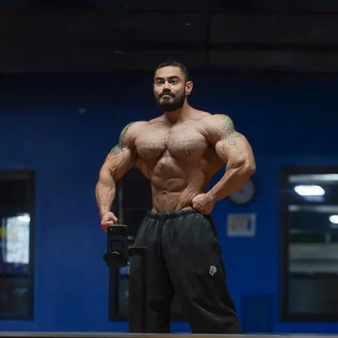 jeremypotvin_ Instagram post about Bodybuilding competition criteria