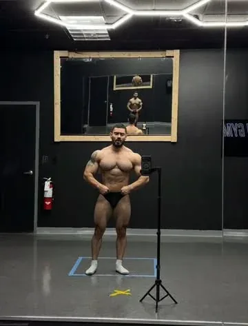 jeremypotvin_ Instagram post about Strength training