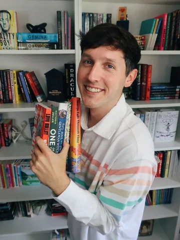 jessethereader Instagram post about Pride Month reading list