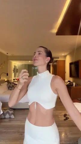 jessicabarboza1 Instagram post about Moda