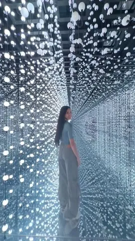 jessicacarrielee Instagram post about Bubble Planet Experience