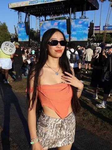 jessicacarrielee Instagram post about Music festival attendance