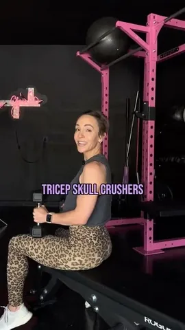 jessies_girls Instagram post about Triceps exercise instruction