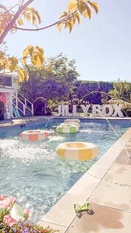 Jillian Harris Instagram post thumbnail