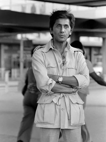 jislainduval Instagram post about Safari jacket styling