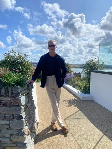JOE OTTAWAY Instagram post thumbnail
