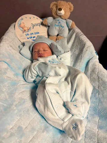 joeurbinati Instagram post about New baby announcement