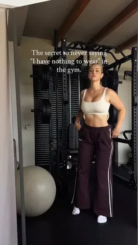 johannaolinemodin Instagram post about Activewear showcase