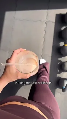 johannaolinemodin Instagram post about Self care and nutrition