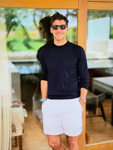 johanneshuebl Instagram post about Formentera beach club visit