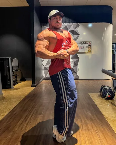 johnymuenster Instagram post about Muscle growth