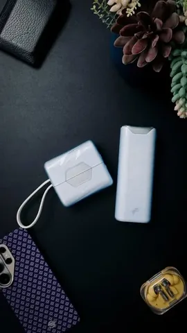 jonathanjcasey Instagram post about Power bank comparison