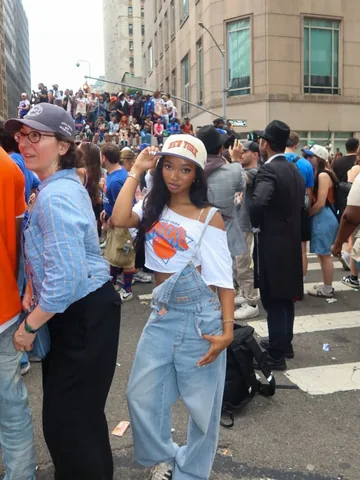 jordyn_lenae Instagram post about New York Knicks
