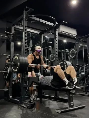 joven_sagabain Instagram post about Push workout