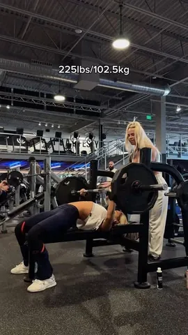 joyjoysfitness_ Instagram post about Bench press