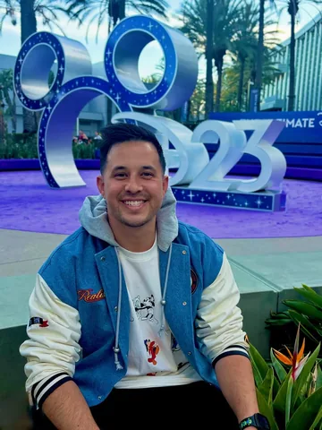 jrod_hd Instagram post about D23 travel experience