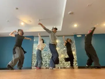 juliandeguz13 Instagram post about Dance class