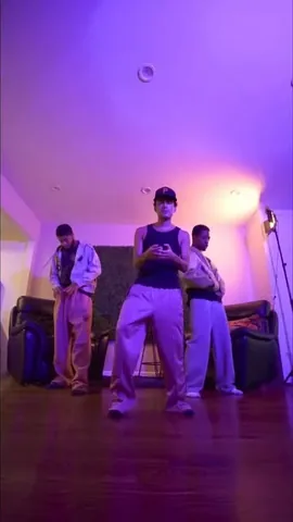 juliandeguz13 Instagram post about Personal video