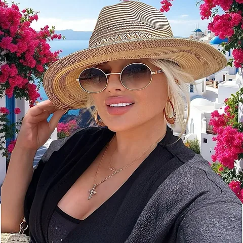 juliareno_official Instagram post about Greece travel giveaway winner