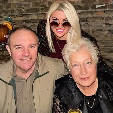juliareno_official Instagram post about Honoring parents