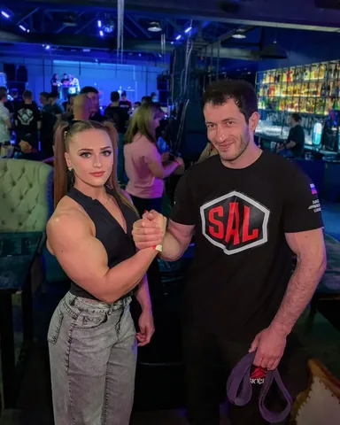 julia_vins Instagram post about Armwrestling
