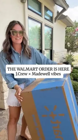 julienfranks Instagram post about Walmart fall fashion
