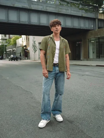 justinliv Instagram post about Fashion