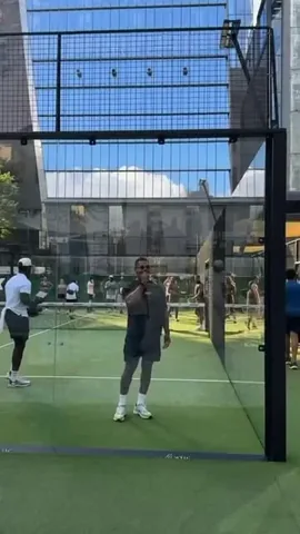 justtrain Instagram post about Team workout