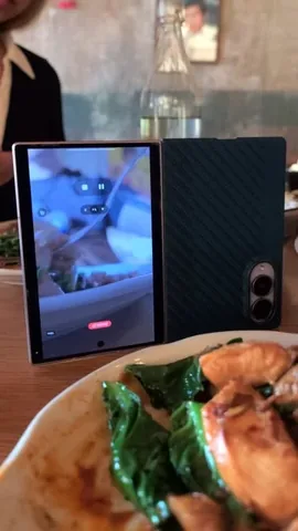 jvtechtea Instagram post about Galaxy Z Fold8 video creation