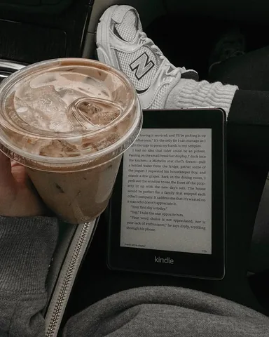 kaitsbookcase Instagram post about Reading lifestyle