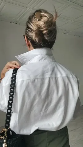 karlareed Instagram post about French pin styling