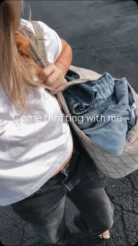 karlareed Instagram post about Thrift shopping