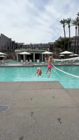 karlierae Instagram post about Resort promotion