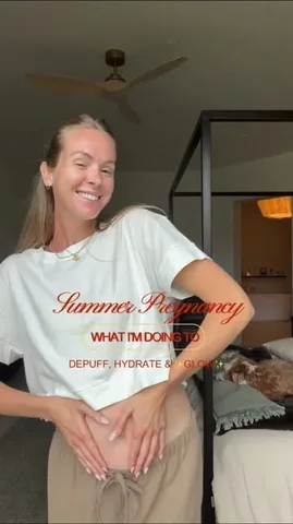 karlierae Instagram post about Pregnancy self care