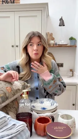 katebowbow Instagram post about Autumn shopping haul