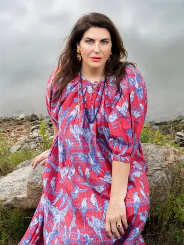 katiesturino Instagram post about Plus size fashion